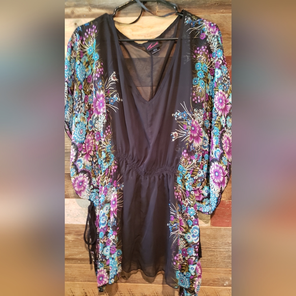 Torrid sz 2 top